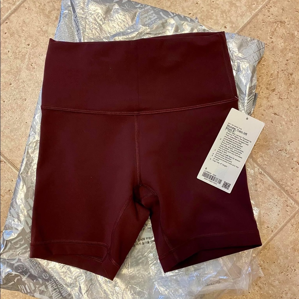 Lululemon Wunder Train HR 6” Shorts